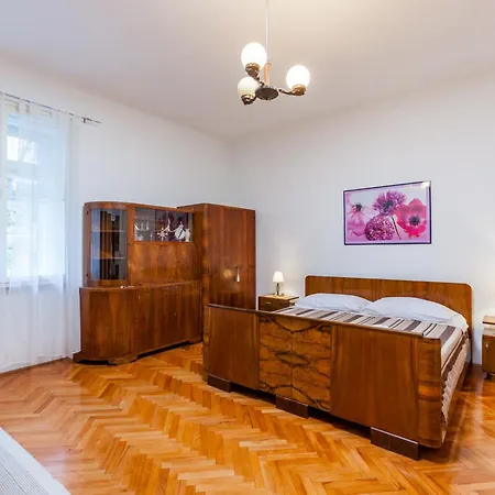 Apartment Central Split Appartamento Spalato