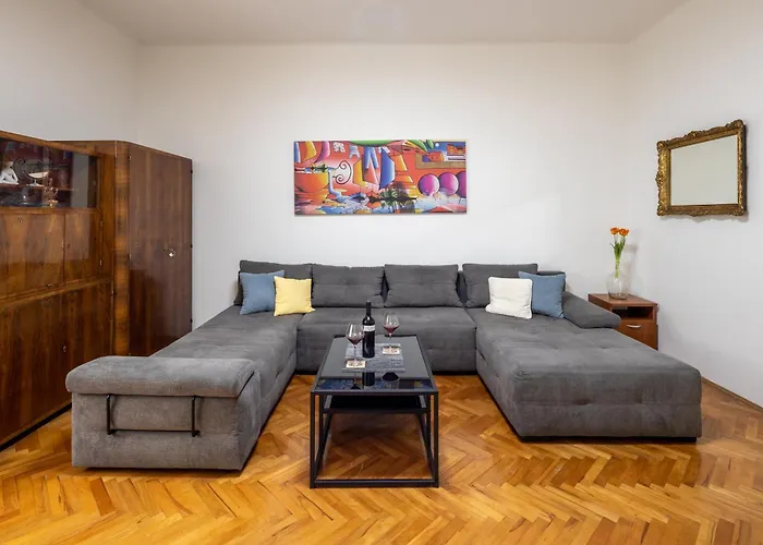 Apartment Central Split 아파트 *